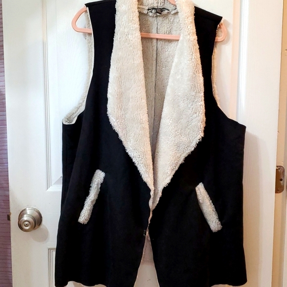 French Laundry plus faux fur vest - Picture 1 of 4